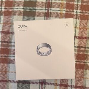 Oura Silver Ring 4
